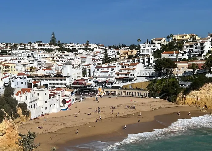 Feliz Carvoeiro (Lagoa)