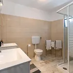 Апартаменты Feliz Карвоейру